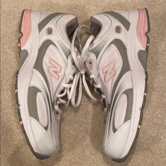 New Balance Tennis Shoes - Picture 1 of 8